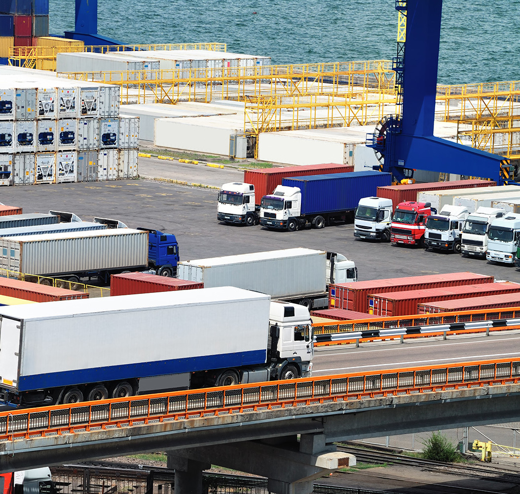 Предоставление услуги перевозки грузов в Санкт-Петербурге